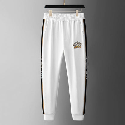 Quần jogger thêu chỉ nổi nam H072135