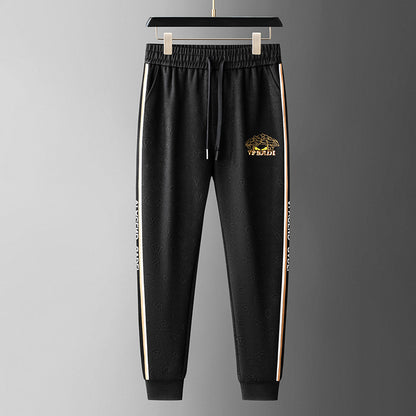 Quần jogger thêu chỉ nổi nam H072135